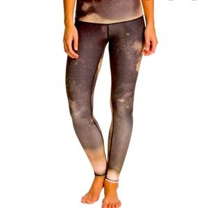 Teeki Electric Night Leggings